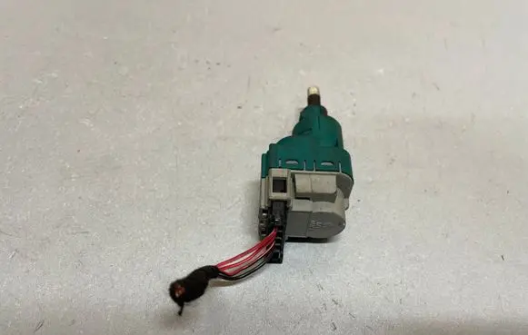 Audi Q7 4L Brake pedal sensor switch 7L694511