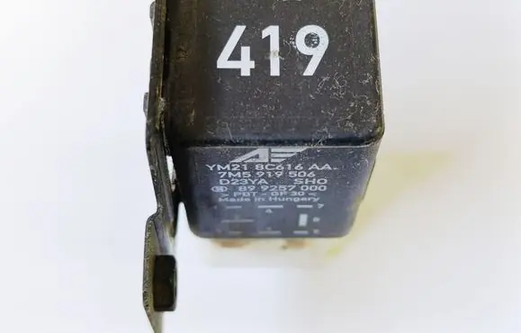 Ford Galaxy Glow plug pre-heat relay 7M5919506