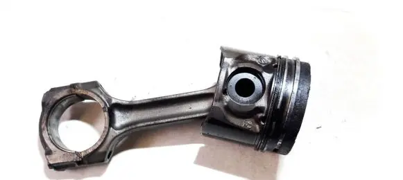 Citroen C5 Piston with connecting rod AW383