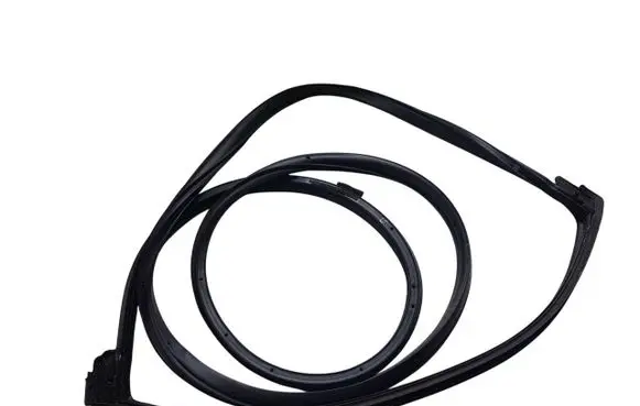 Subaru Forester SK Rubber seal rear door 63512SJ000