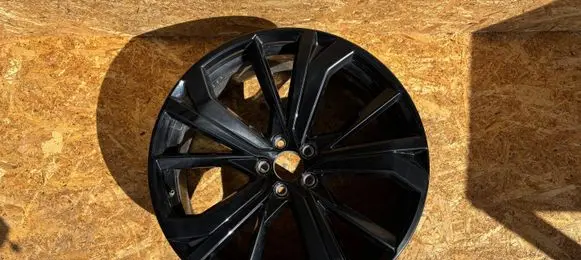 Volvo XC60 R21 alloy rim 32134533 C02141