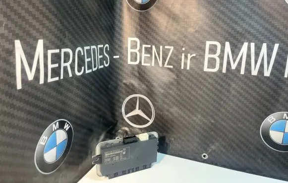BMW 5 F10 F11 Light module LCM 9273629