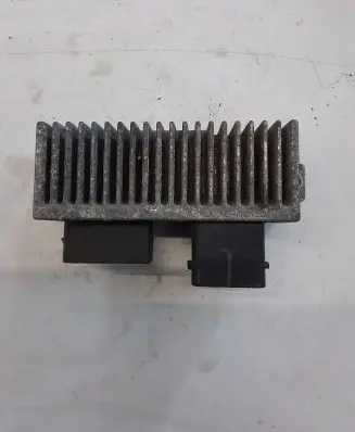 Renault Master III Glow plug pre-heat relay 271206395R RCS812