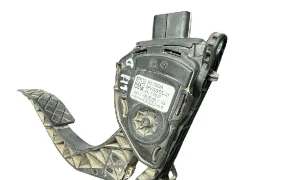 Audi A4 S4 B8 8K Accelerator throttle pedal 8K1723523A 24112013 6PV00950521