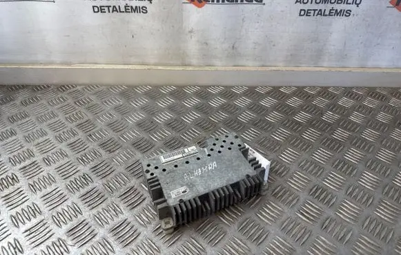 Sound amplifier