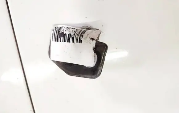 Opel Tigra B Front door lock loop/hook striker 