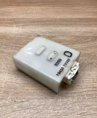 Nissan Almera Alarm control unit/module 284502N300 WithPlug