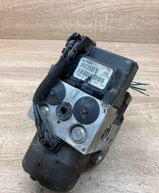 Volvo S40, V40 ABS Pump 30857585 0265216462
