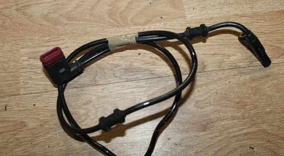 Mercedes-Benz C W203 ABS rear brake sensor 0015429118