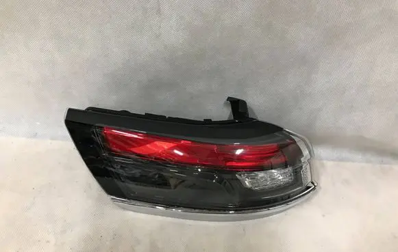 Jeep Commander Rear/tail lights 501583110 00501583110
