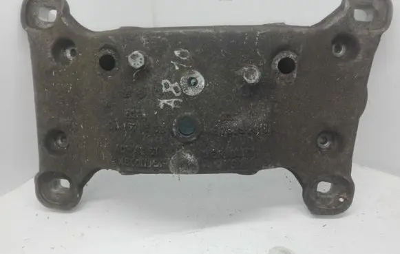 Audi A8 S8 D3 4E Gearbox mounting bracket 4E0399231N