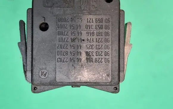 Opel Calibra Indicator stalk 90228194 90213325 90213330