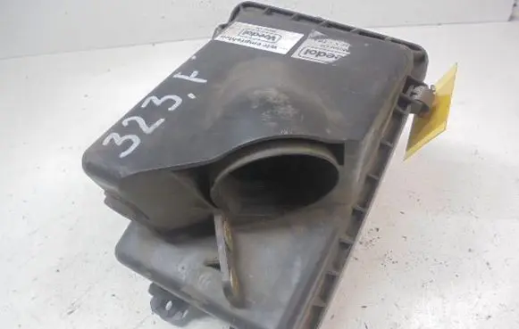 Mazda 323 F Air filter box B595