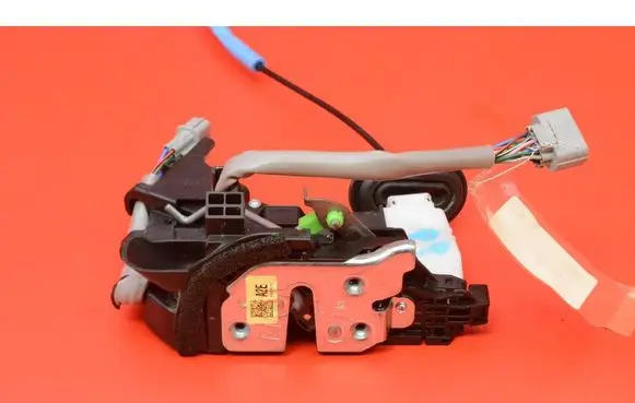 KIA EV6 Front door lock 81320CV110