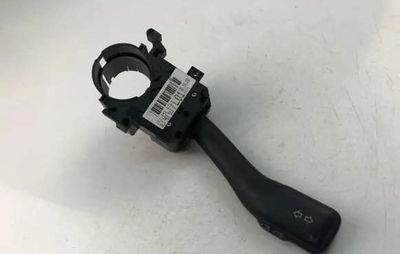 Skoda Octavia Mk1 (1U) Indicator stalk 8L0953513G