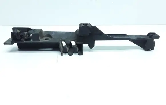 Mercedes-Benz ML W164 Radiator mount bracket A1645040018