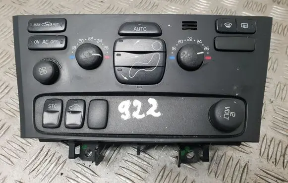 Volvo S60 Climate control unit 8691876