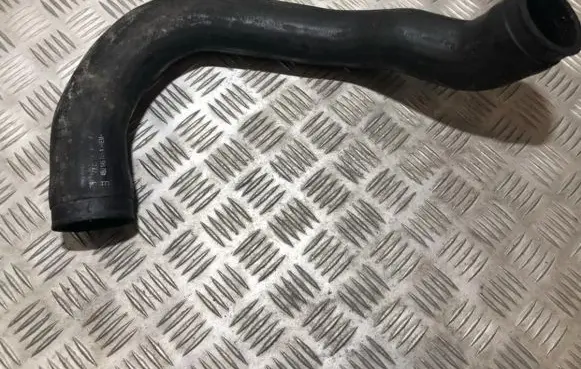 Audi A6 S6 C5 4B Intercooler hose/pipe 4b0145745