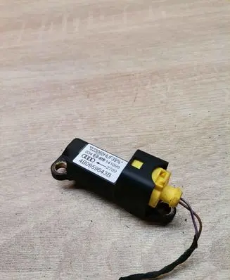 Audi A6 S6 C5 4B Airbag deployment crash/impact sensor 4B0959643B