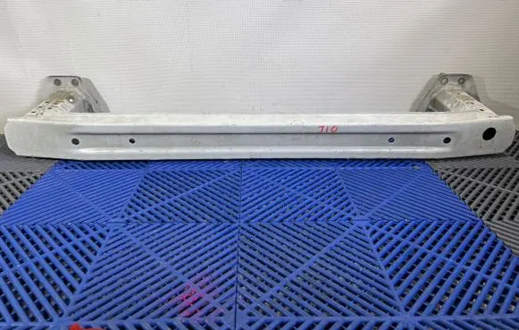 Toyota C-HR I Rear beam 