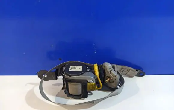 Hyundai Terracan Front seatbelt 88810H1060