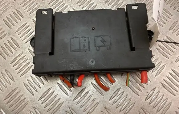 Jaguar XE Positive wiring loom 