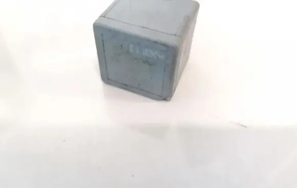 Ford Mondeo Mk III Other relay f80b14b192aa