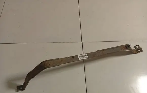 KIA Ceed Fuel tank mounting bracket