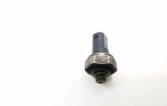 Mercedes-Benz E W211 Air conditioning (A/C) pressure sensor A2205420118