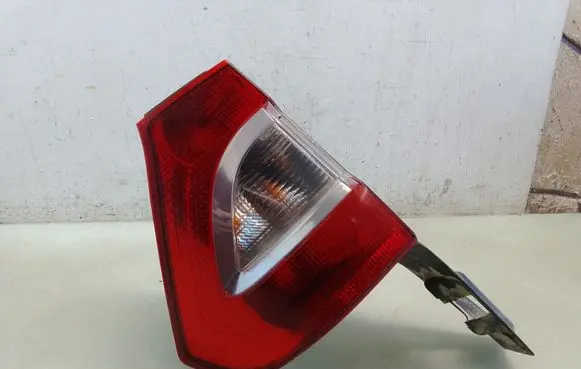 Ford Galaxy Rear/tail lights