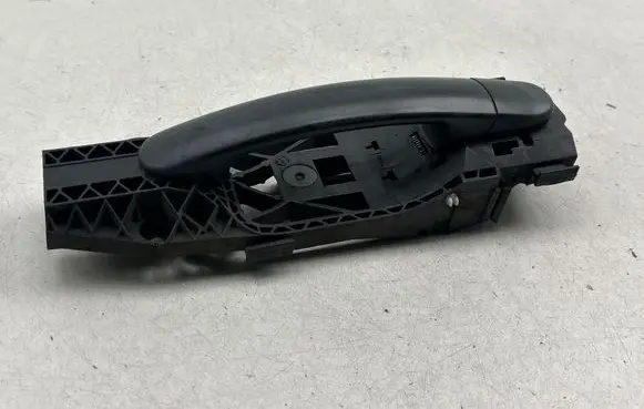 Volkswagen Polo V 6R Front door exterior handle 5N0839885H