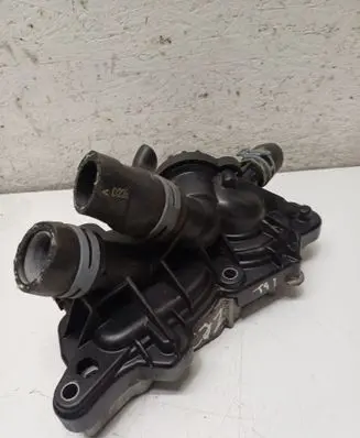 Volkswagen Golf VII Water pump 04E121042A