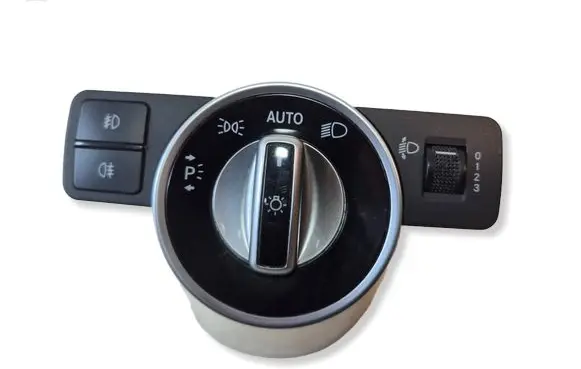 Mercedes-Benz C W204 Light switch A2049053003