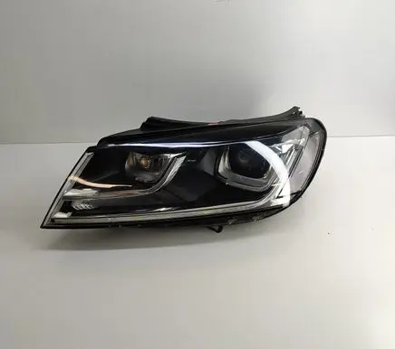 Volkswagen Touareg II Headlight/headlamp 7P2941751A