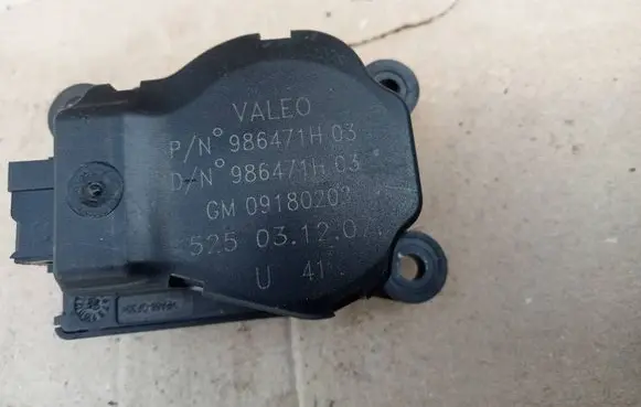 Opel Vectra C Air flap motor/actuator 986471H 09180202