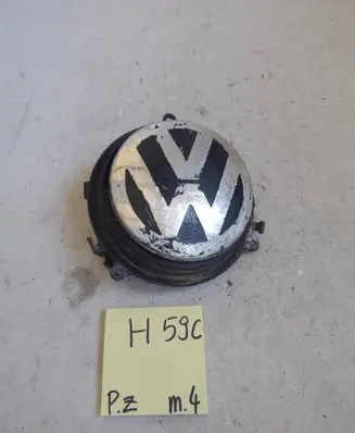 Volkswagen PASSAT B5 Manufacturers badge/model letters 238942