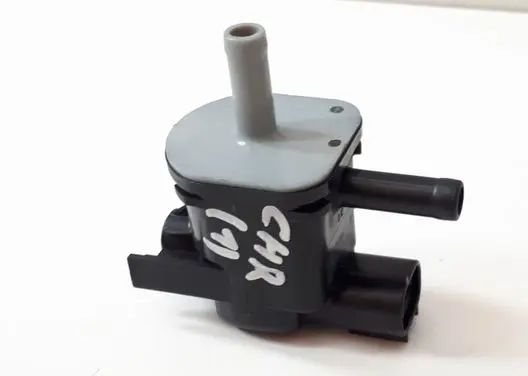 Toyota C-HR I Vacuum valve 9091012276 1362007010