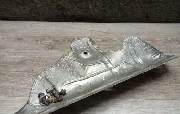 Volvo S80 Exhaust heat shield 30757440