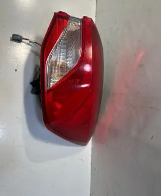 Ford Focus Rear/tail lights JX7B13404DD