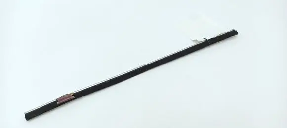 Mercedes-Benz 190 230 W110 W111 Rubber seal front door window/glass