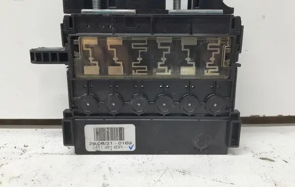 Renault Megane IV Fuse box set 241148160R
