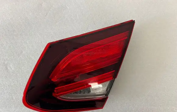 Mercedes-Benz C W205 Tailgate rear/tail lights A2059063805 2SD011786 00032256