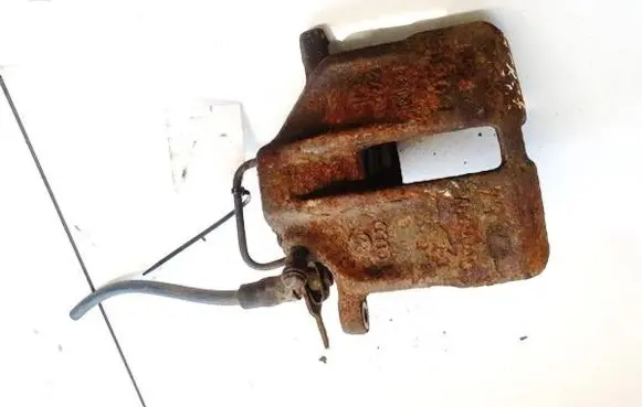 Volkswagen PASSAT B5 Front brake caliper