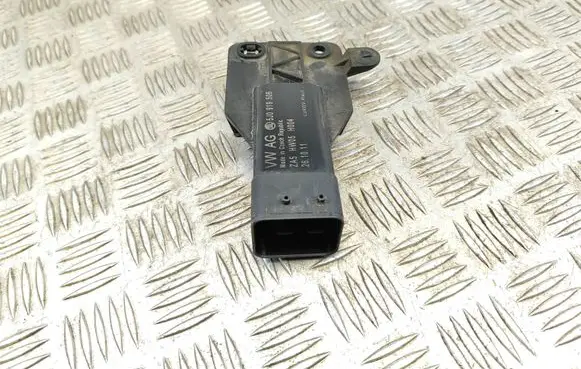 Skoda Fabia Mk2 (5J) Coolant fan relay 5J0919506 HW05H004
