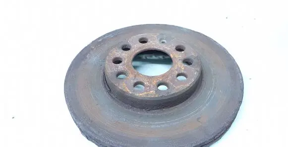 Volkswagen Golf V Front brake disc