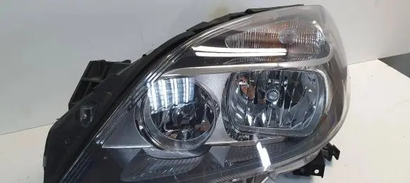 Mercedes-Benz B W246 W242 Headlight/headlamp