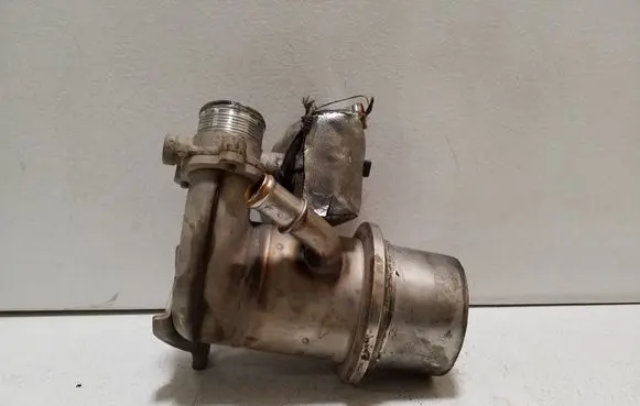 EGR valve cooler