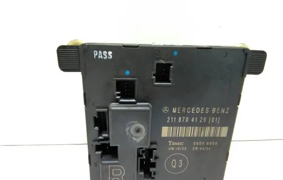 Mercedes-Benz E W211 Door control unit/module 2118704126 00006806