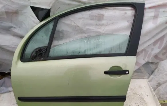 Citroen C3 Front door