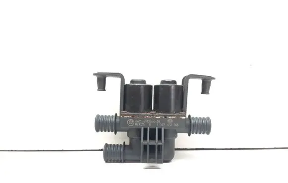 BMW X5 E70 Coolant heater control valve 6910544 64116910544